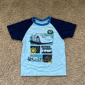 3 for $15 ⭐️ Uniqlo Disney Cars Short Sleeve T-shirt, Boys Size 5 / 6 (JPN 120)